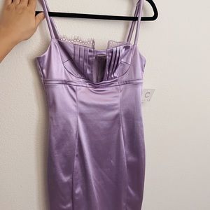 Woman’s lavender mini-dress w cutout + lace detail